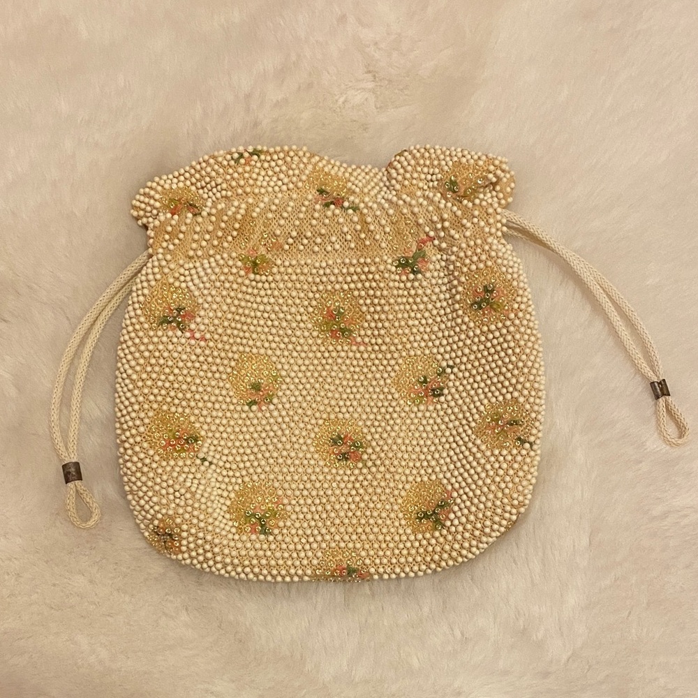 Lumured corde beaded vintage 50’s kiss drawstring purse